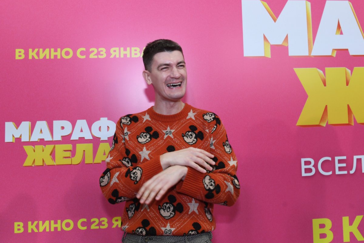 Сделай рерайт заголовка так, чтобы читателя зацепило: «Почему он не в тюрьме?». Комика Гудкова проверят на финансирование ВСУ | Персона | Культура