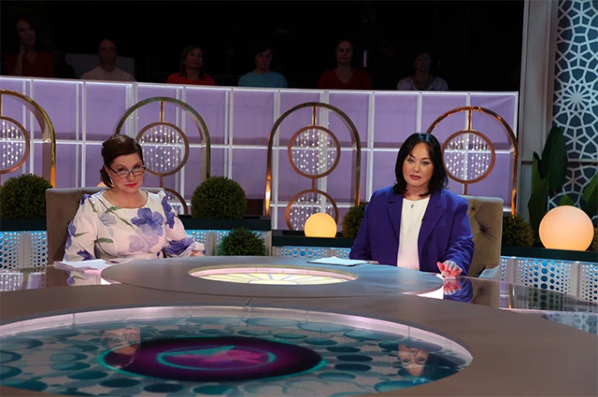 Сделай рерайт заголовка так, чтобы читателя зацепило: Не астролог, а нейросеть. Узнали детали нового сезона «Давай поженимся!» | Шоу-бизнес | Культура